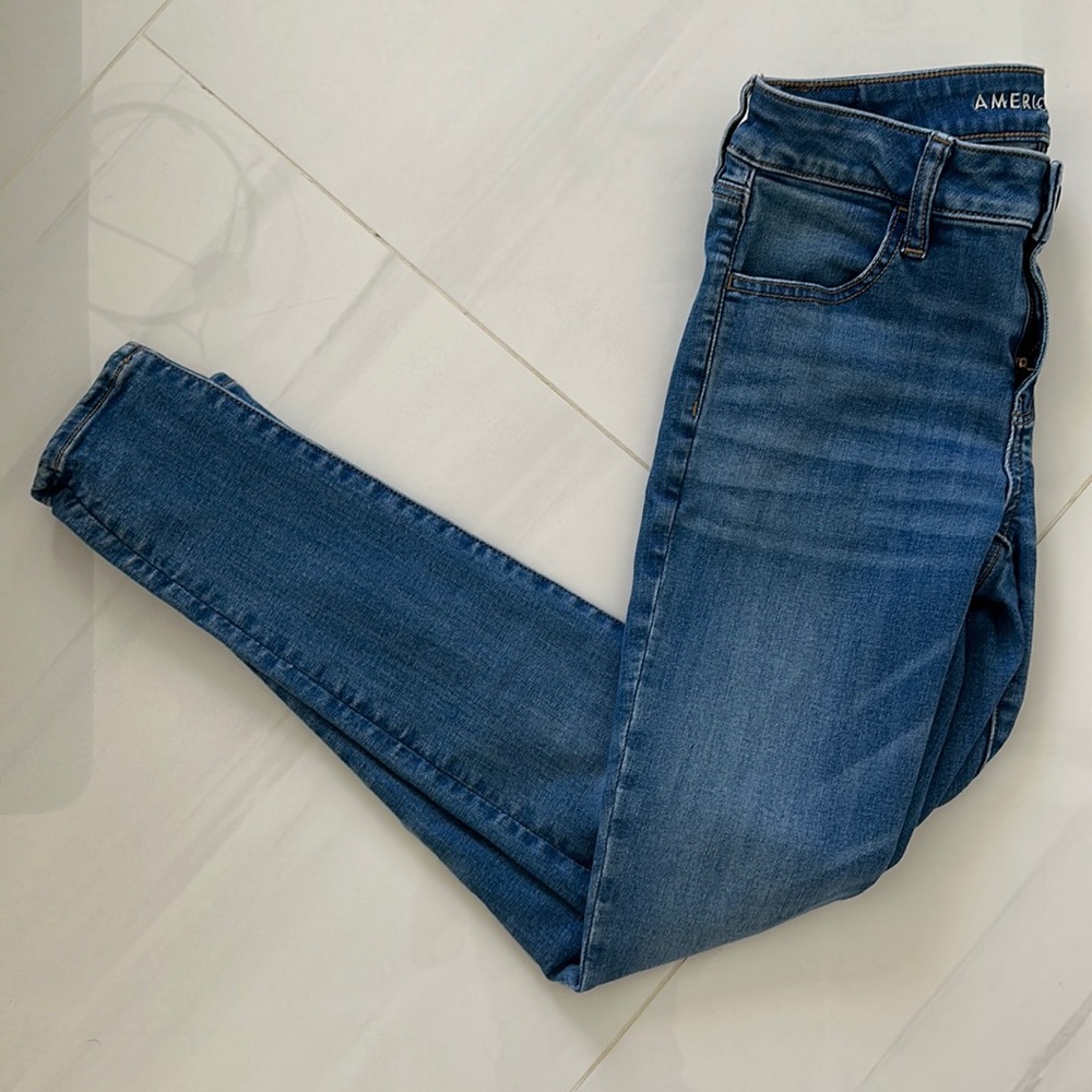 ⭐️ American Eagle Skinny Jeans